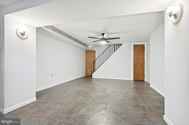 Foto del edificio - 413 Drew St