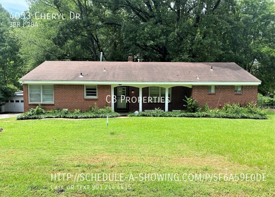New Backyard Deck! House for Rent in Memphis, TN