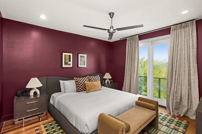 Building Photo - 770 E Argyle Ave