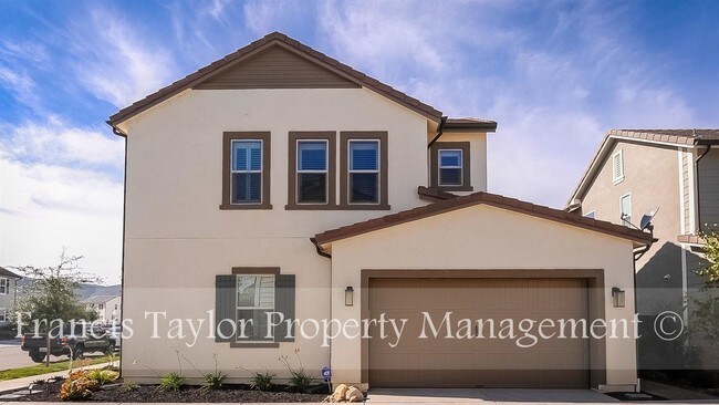 Building Photo - 2749 Overlook Point Dr