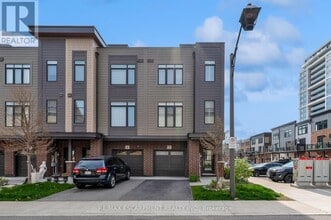 Building Photo - 2 Waterview Ln