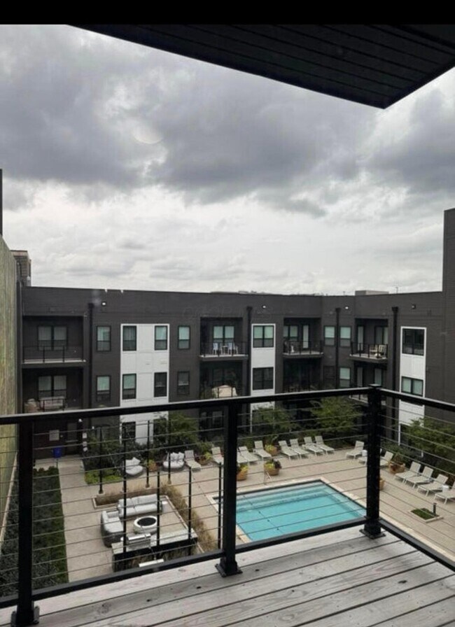 Foto del edificio - 6633 Dale Dr