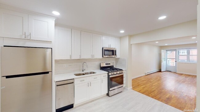 Foto del edificio - 135-35 82nd Ave