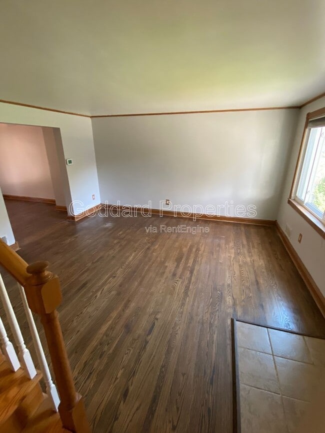 Building Photo - 8590 Quentin Ave