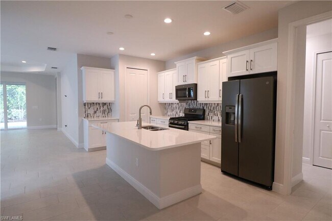 Building Photo - 7020 Mistral Way