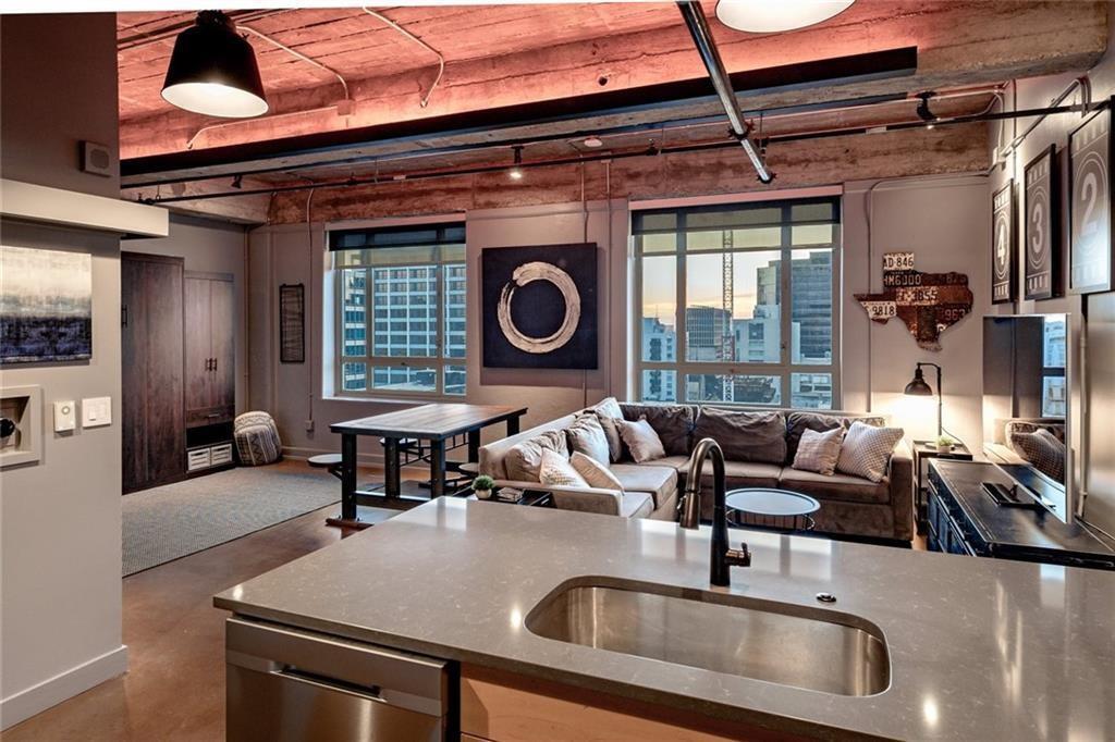 Foto principal - 710 Colorado St