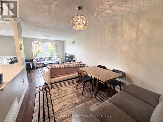 Building Photo - 546 Galedowns Ct