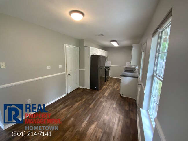 Foto del edificio - 14123 Ridgecrest Dr