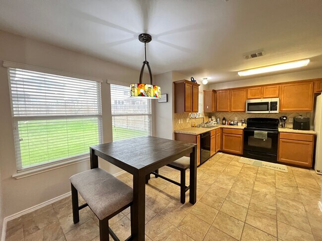 Building Photo - Coming Soon 4 Bedroom 2.5 Bath Killeen
