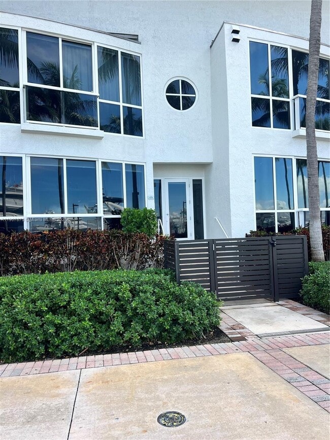 Building Photo - 400 Alton Rd