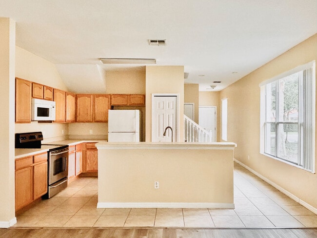 Building Photo - 1707 Retreat Cir