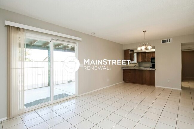 Building Photo - 4 Bedroom Pet-Friendly Home in Apache Junction, AZ with Main Street Renewal
