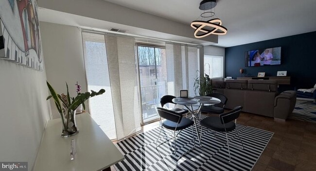 Foto del edificio - 5113 Crossfield Ct
