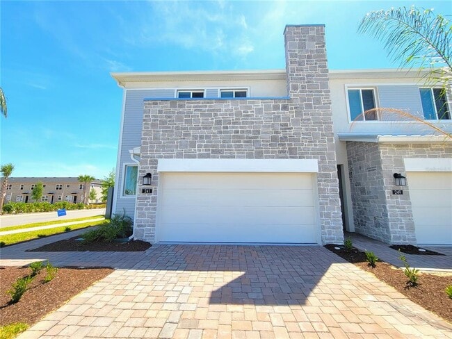 Building Photo - 241 Bogey Dr