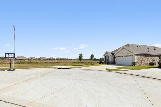 Foto del edificio - 28303 Little Hollow CT