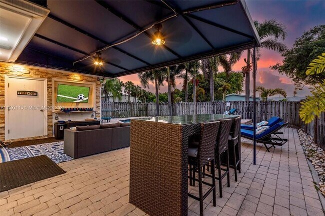 Foto del edificio - 2231 NE 38th St