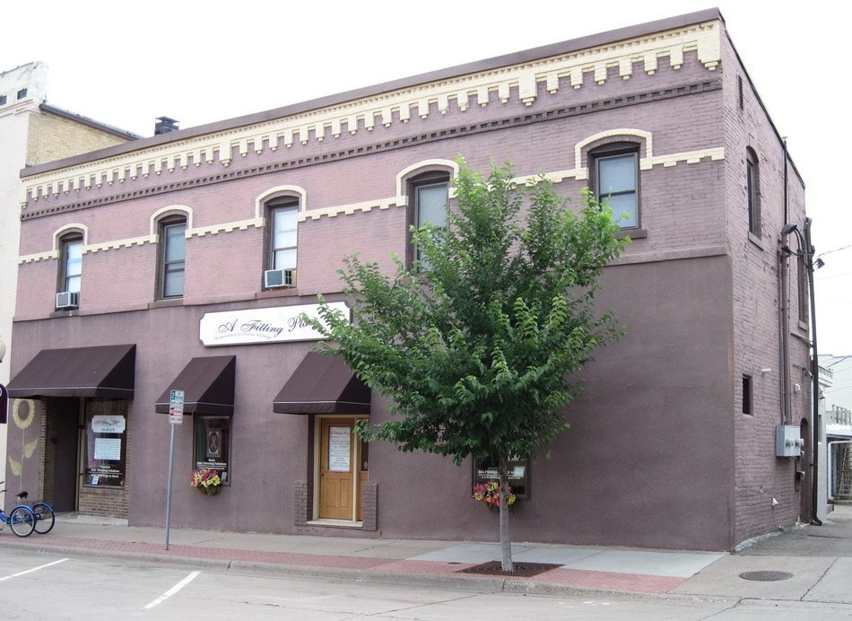 Photo - 209 Sibley St