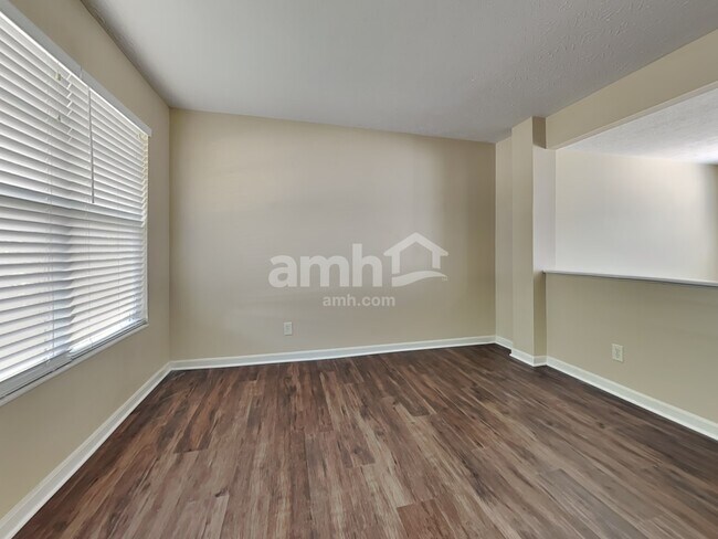 Foto del edificio - 3162 Bridlerun Drive