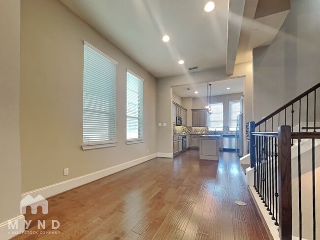 Foto del edificio - 5430 Cornish St