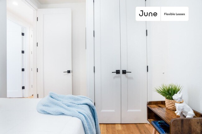 Foto del edificio - Enchanting ROOM at The Seneca House