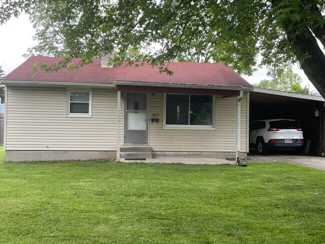 Building Photo - 1617 Berwin Ave