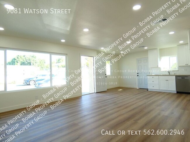 Building Photo - **$500 OFF 1ST MONTH**NEWLY REMODELED WITH...