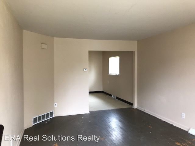 Building Photo - 2054 Grasmere Ave
