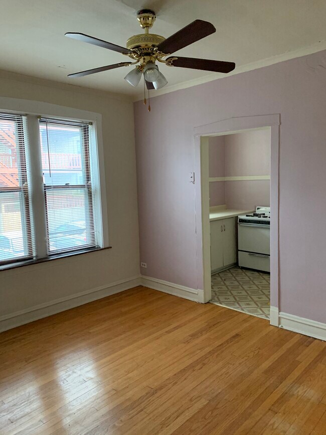 Building Photo - 4022 N Mozart St