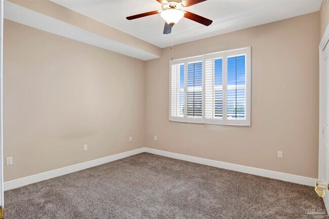 Foto del edificio - 608 Lost Key Dr