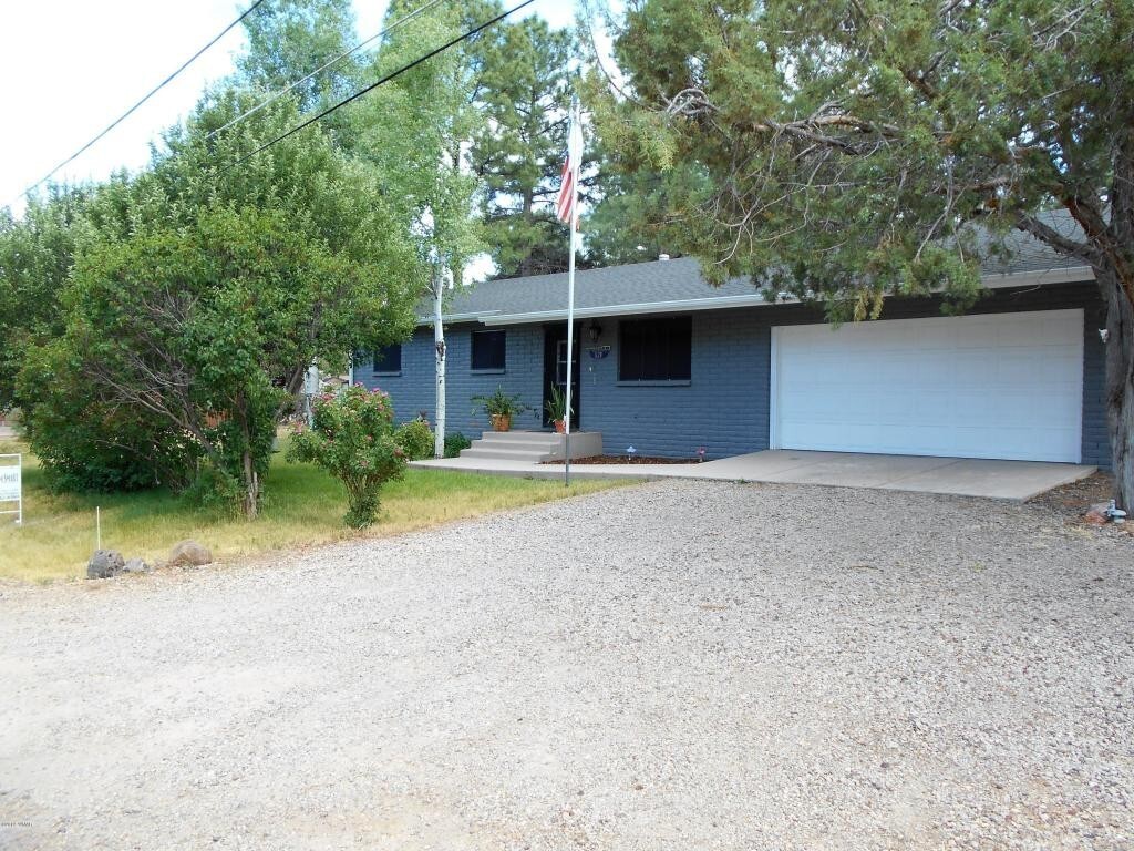 Primary Photo - Cozy Home in the Heart of Show Low