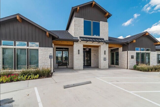 Foto del edificio - 3 br, 2 bath Condo - 16760 Ronald Reagan B...