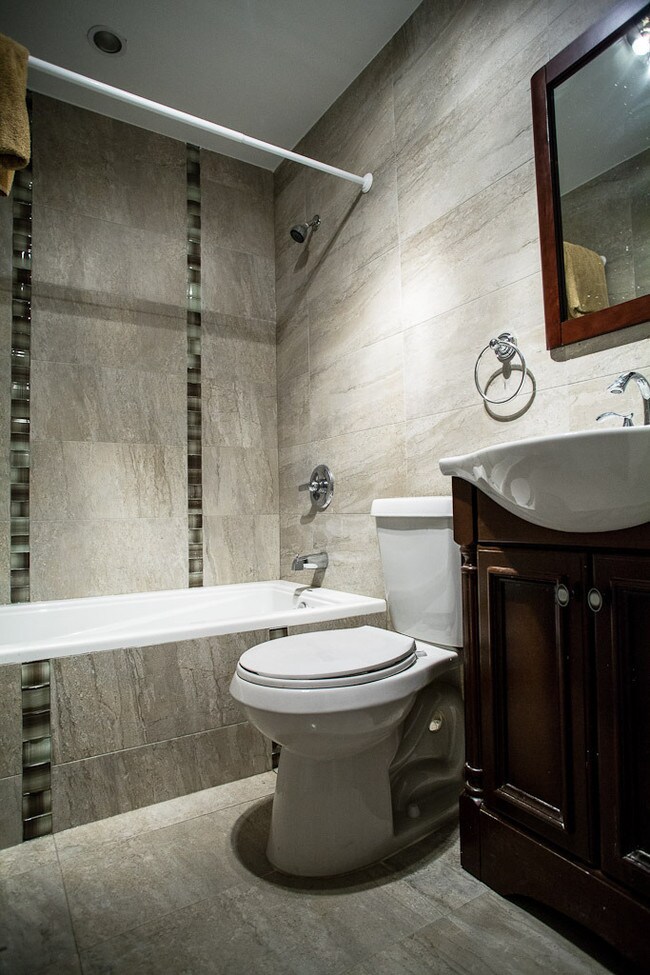 Building Photo - 79 Cooper St