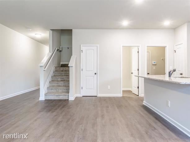 Building Photo - 3 br, 2 bath House - 1020 Mcconaughy Court