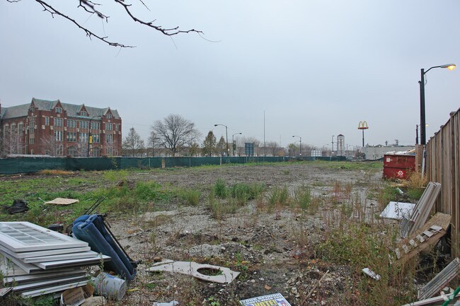 Building Photo - 3604 N Campbell Ave