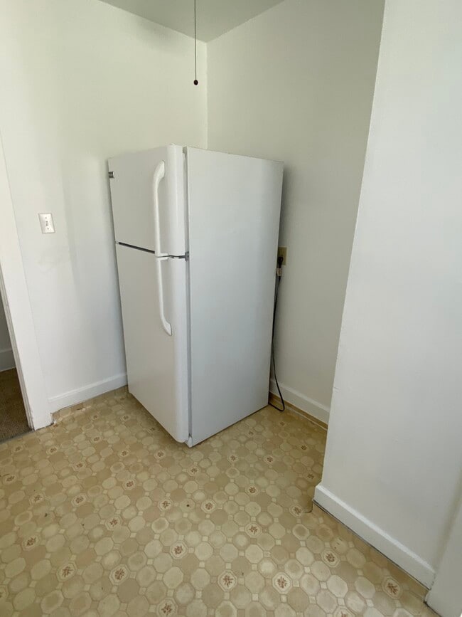 Building Photo - 1409 Vine St