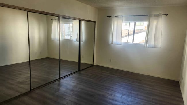 Building Photo - 11271 Otsego St