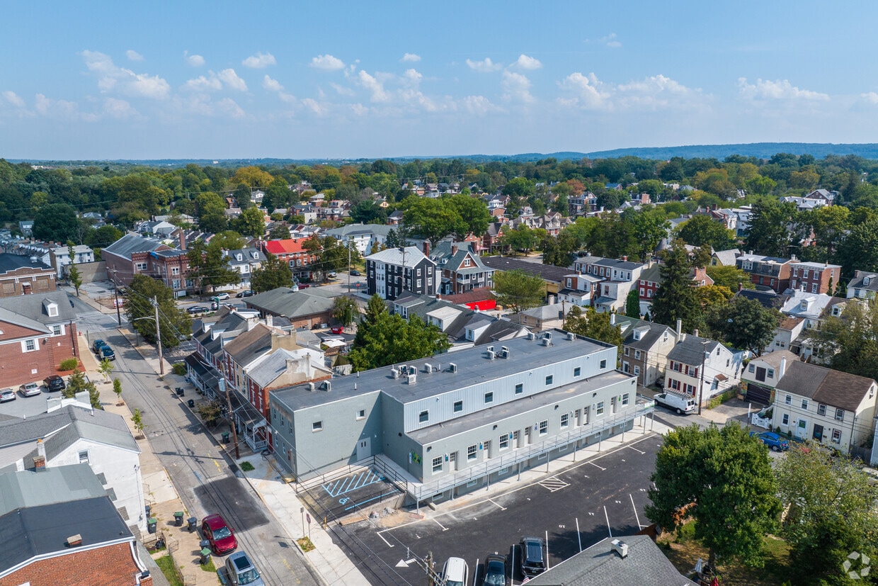 Foto principal - 224 Hall St