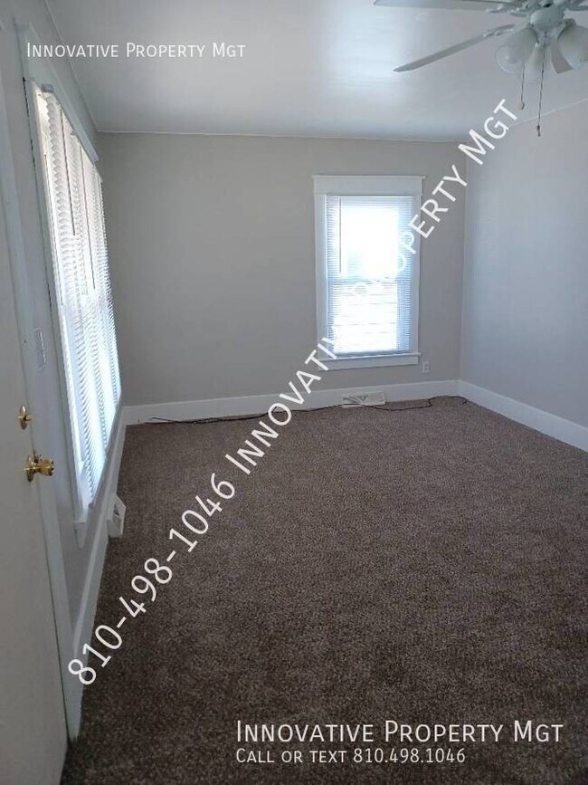 Building Photo - Spacious Updated 4 bedroom 2 bath home!