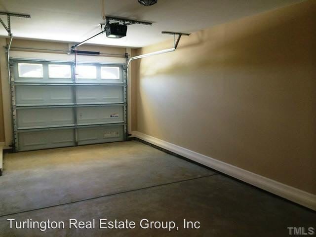 Building Photo - 781 St Matthews Rd