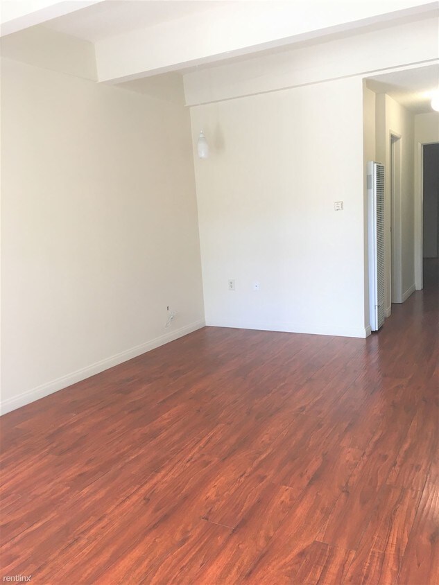 Foto principal - 249 S Occidental Blvd