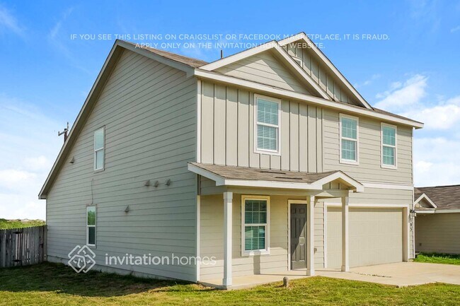 Building Photo - 703 Vermilion