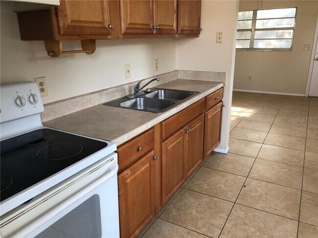 Foto del edificio - 2254 19th Ave SW