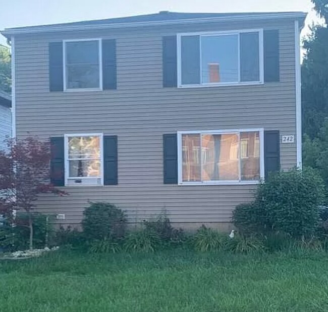 242 Delaware St Unit 2, Tonawanda, NY 14150 Apartments in Tonawanda, NY