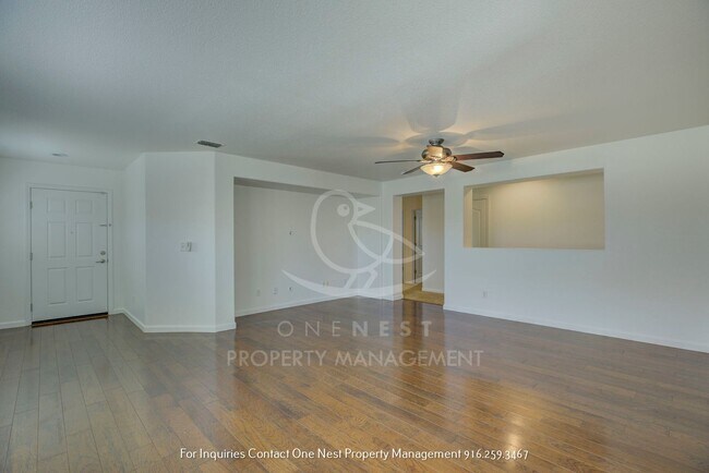 Foto del edificio - 4 Bedroom, 2 bathroom home with fenced yard