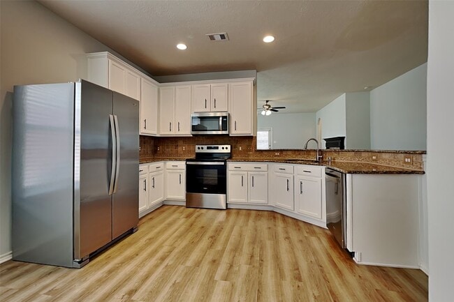 Foto del edificio - 3619 Beacon Creek Ct