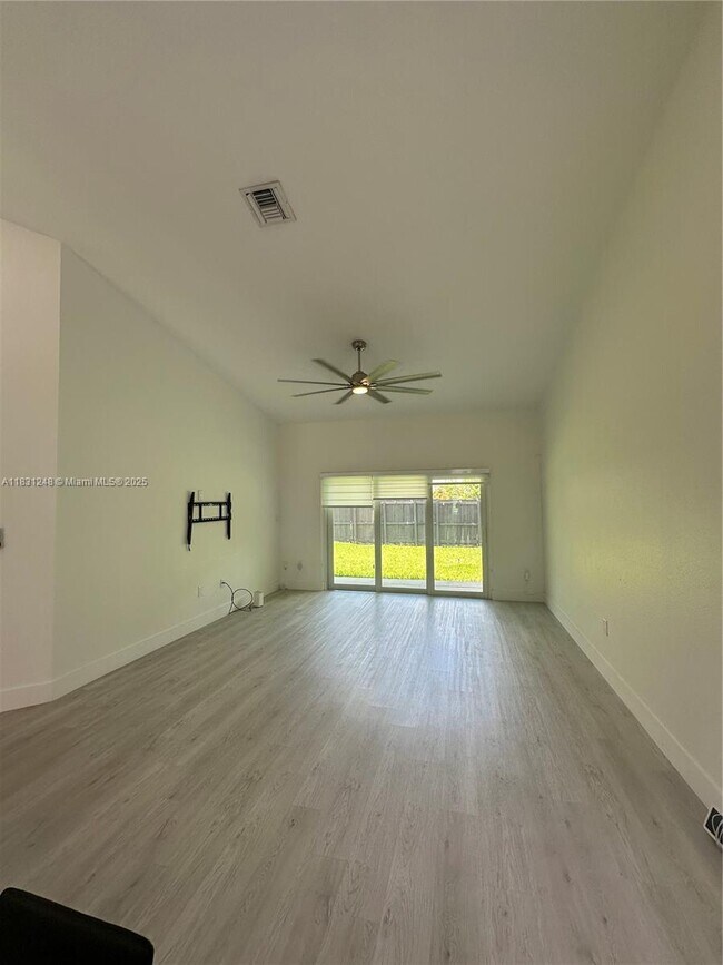 Foto del edificio - 15262 SW 115th Terrace