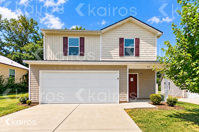 Building Photo - 934 Mathis Ave