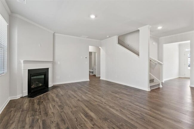 Building Photo - 460 Barnwood Ln