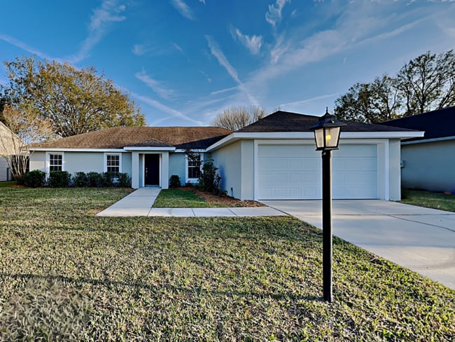 Building Photo - 3183 Thoroughbred Loop N