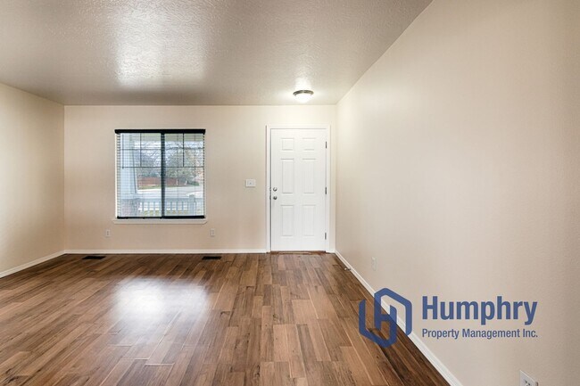 Building Photo - Great home in Meridian, close to parks, restaurants and shopping!